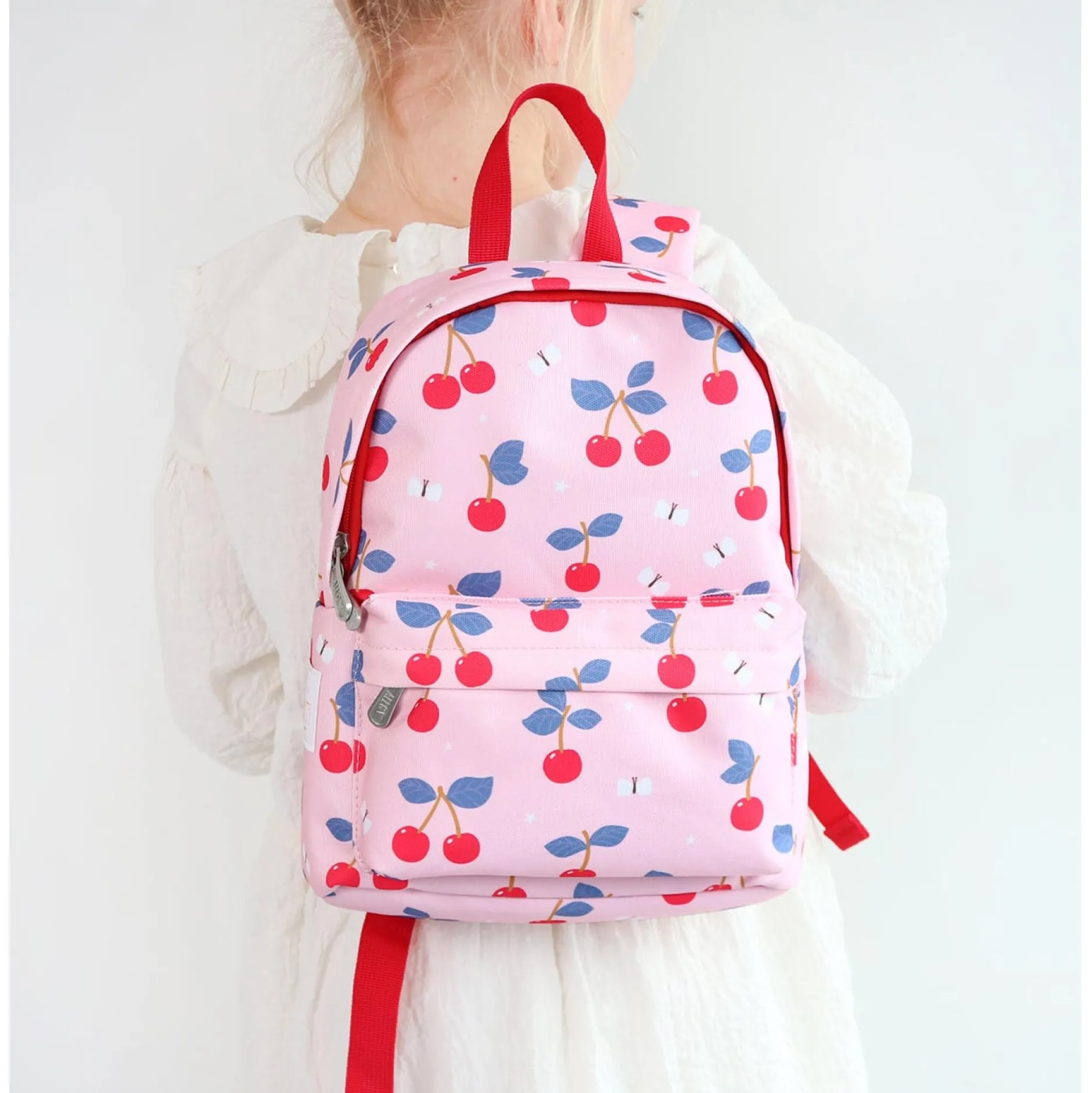 Luiertassen*A Little Lovely Company kinderrugtas cherries Light Pink