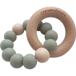 Feestartikelen|Kraamcadeaus*Chewies & more basic ombre rattle / bijtspeeltje mini groen