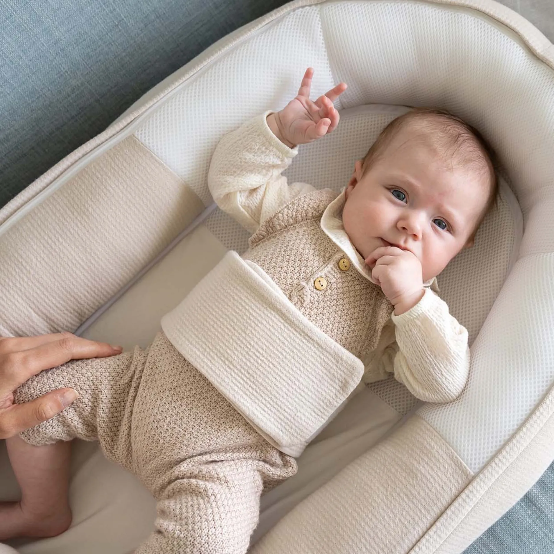 Veilig Slapen|Babynestjes*Doomoo cocoon babynestje Sandbrown