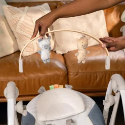 Schommelstoelen & Baby Swings*Ingenuity Swing'n Go wipstoel Blue