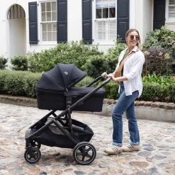 Kinderwagens*Joie Signature Versiti Ebony