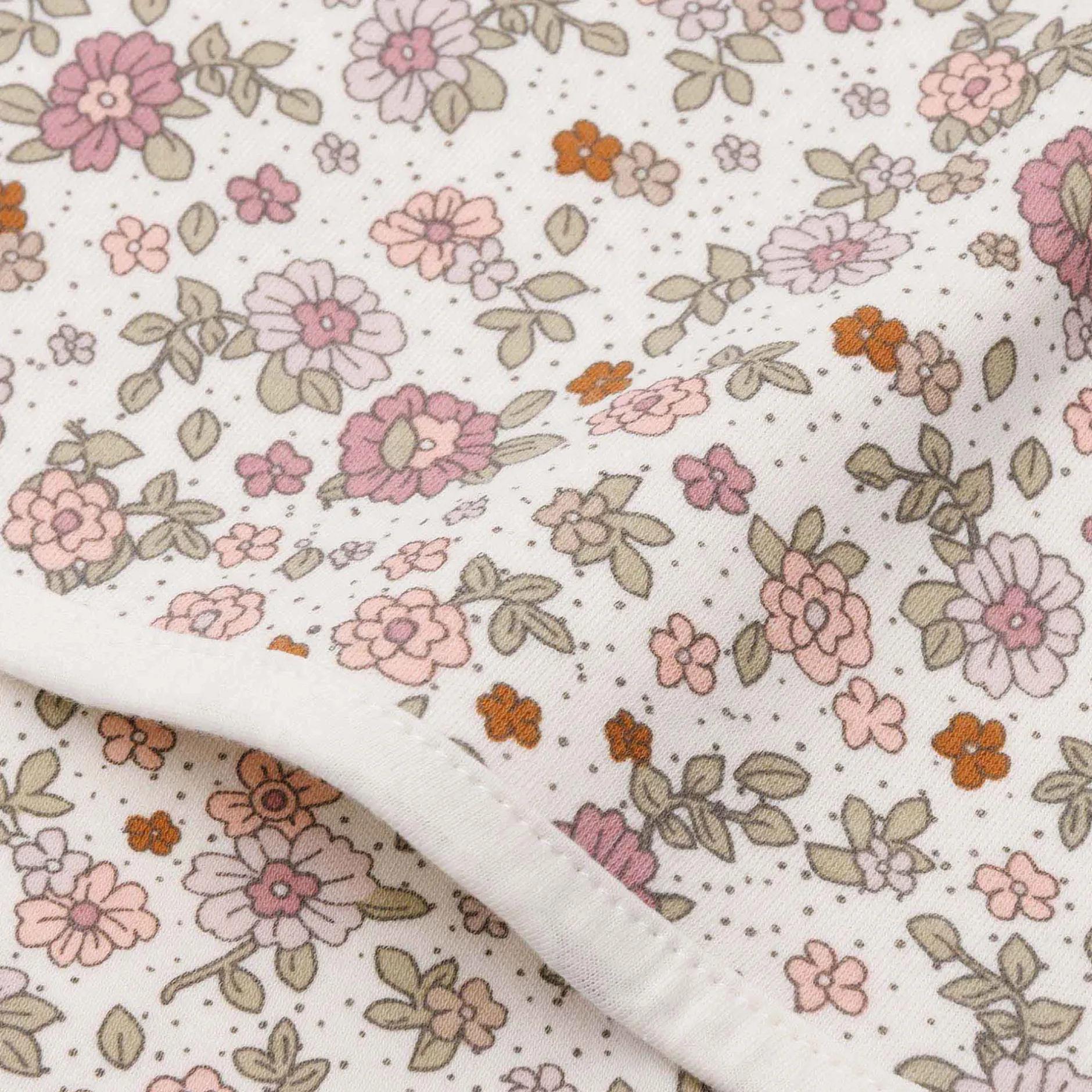 Dekens*Jollein wiegdeken retro flowers wit