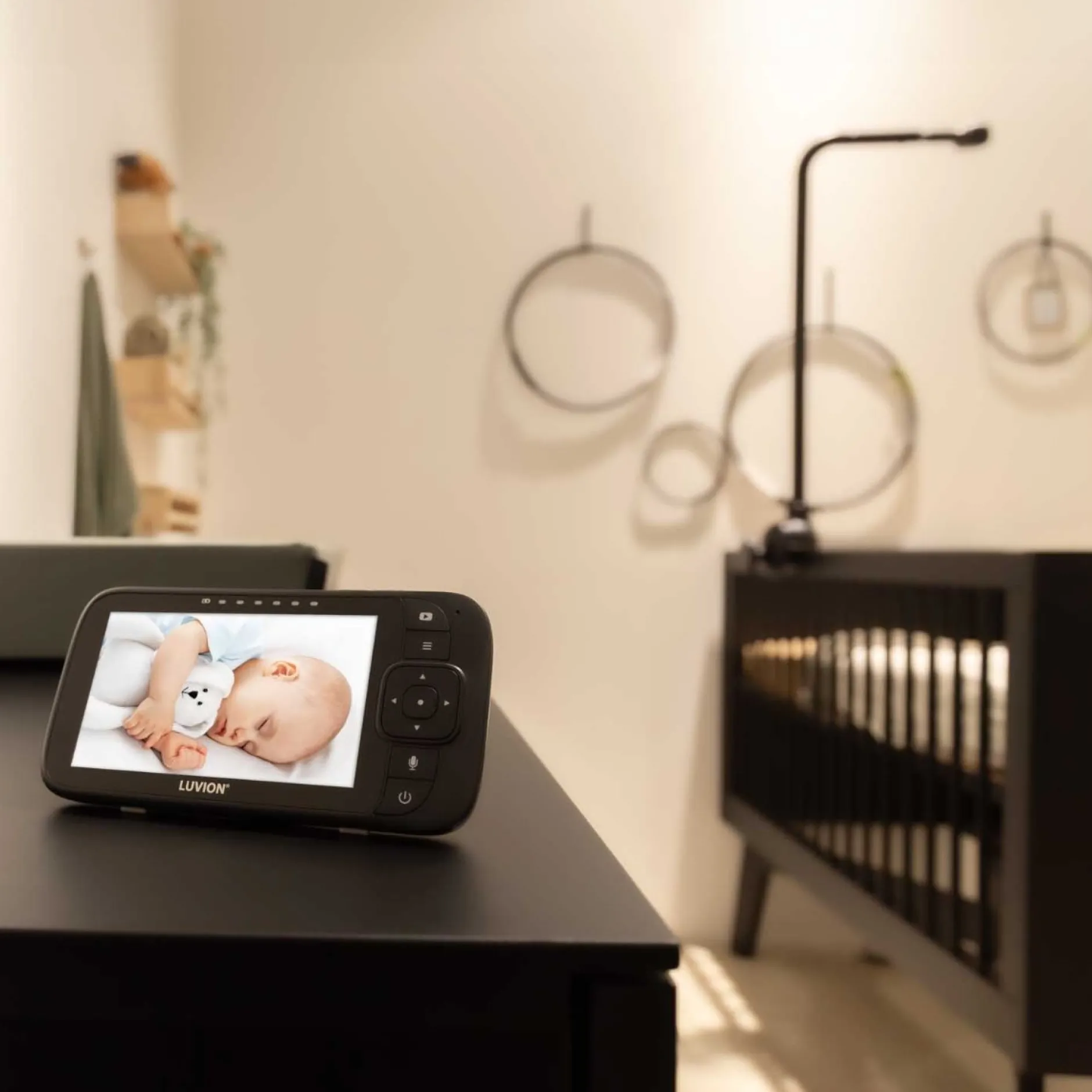 Babyfoons*Luvion Essential Connect Crib