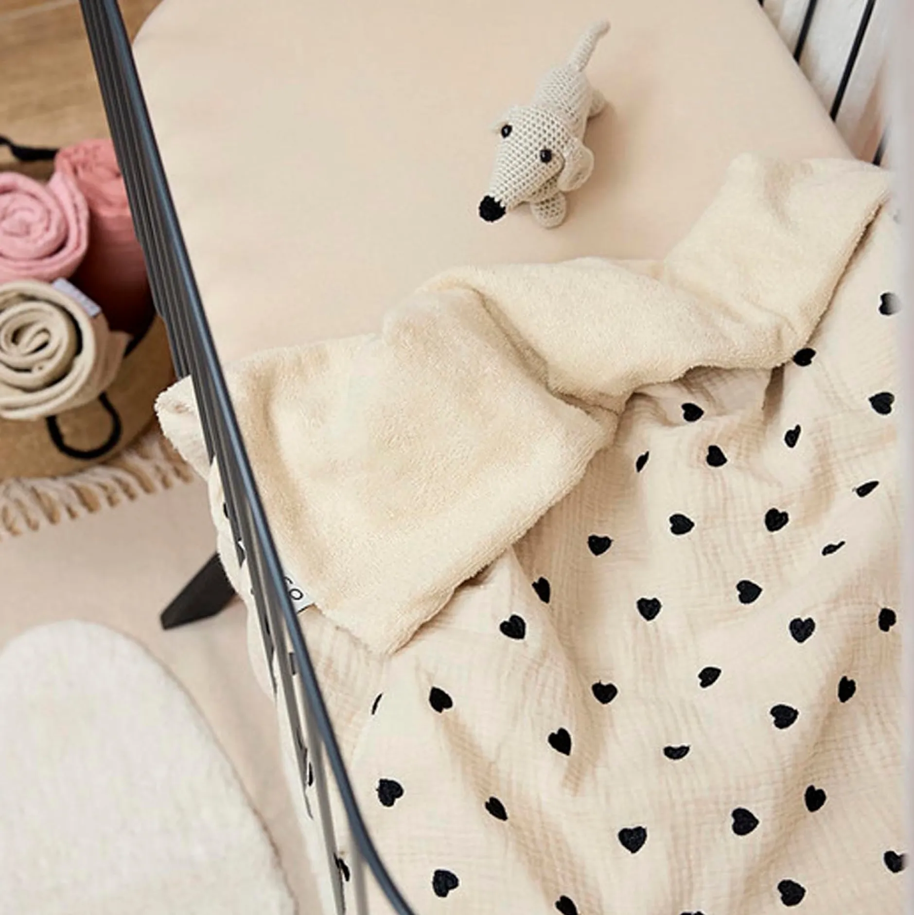Dekens*Meyco wiegdeken sweet hearts beige