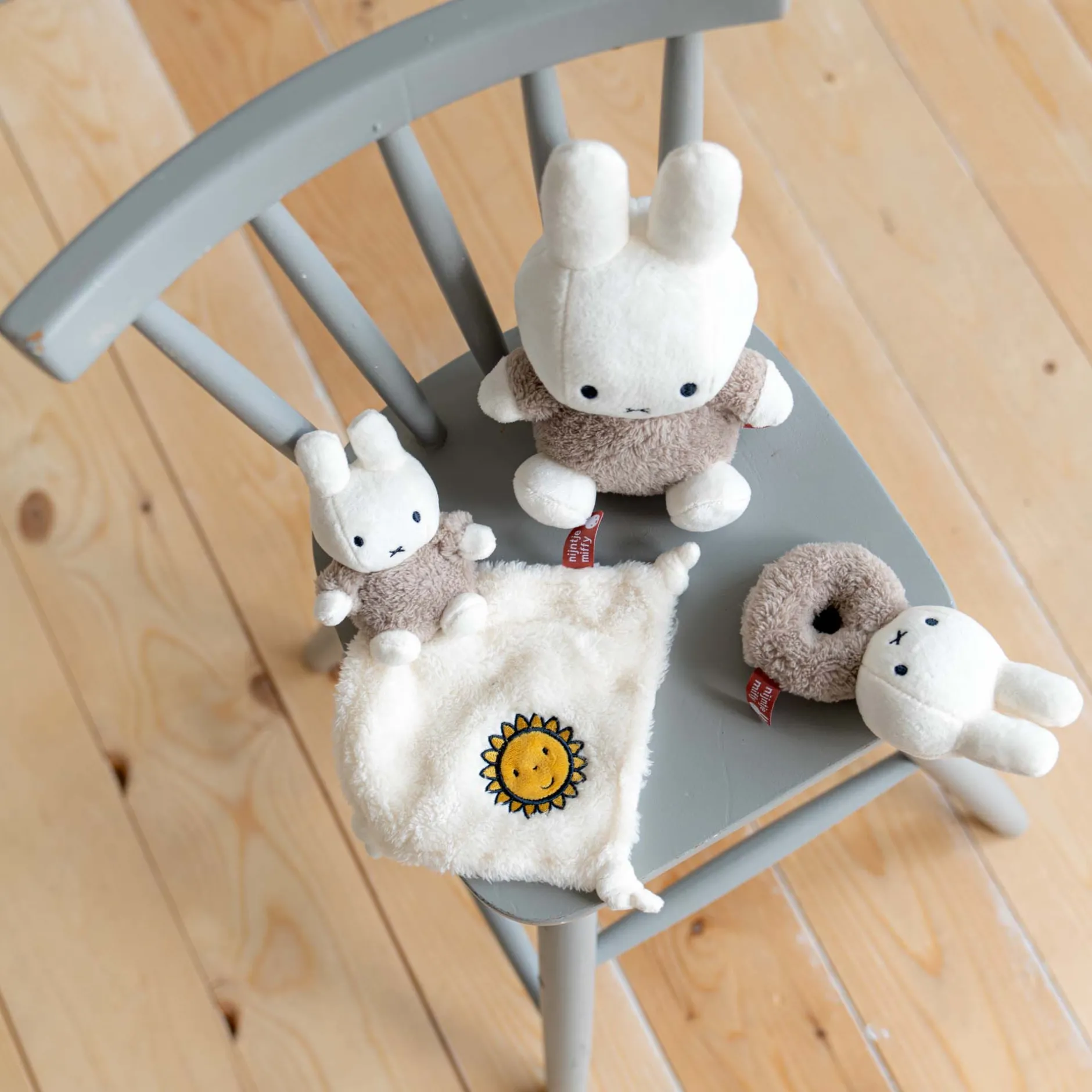 Feestartikelen|Kraamcadeaus*Nijntje giftset fluffy Taupebrown