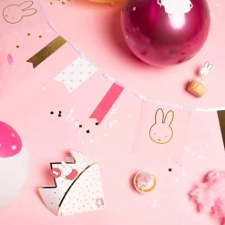 Feestartikelen*Haza original Nijntje hoera een meisje slinger Pink