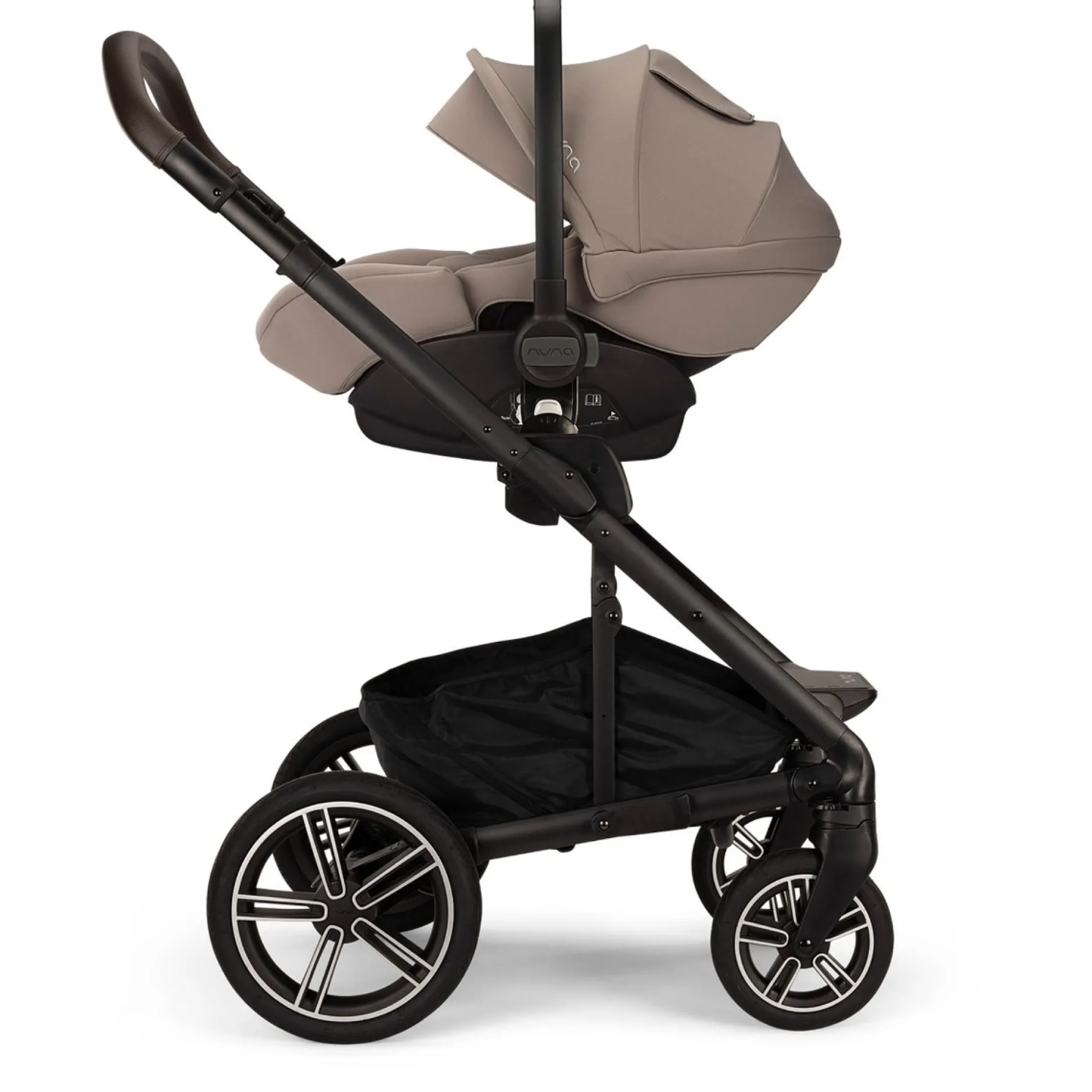 Kinderwagens*Nuna Mixx Next compleet Cedar