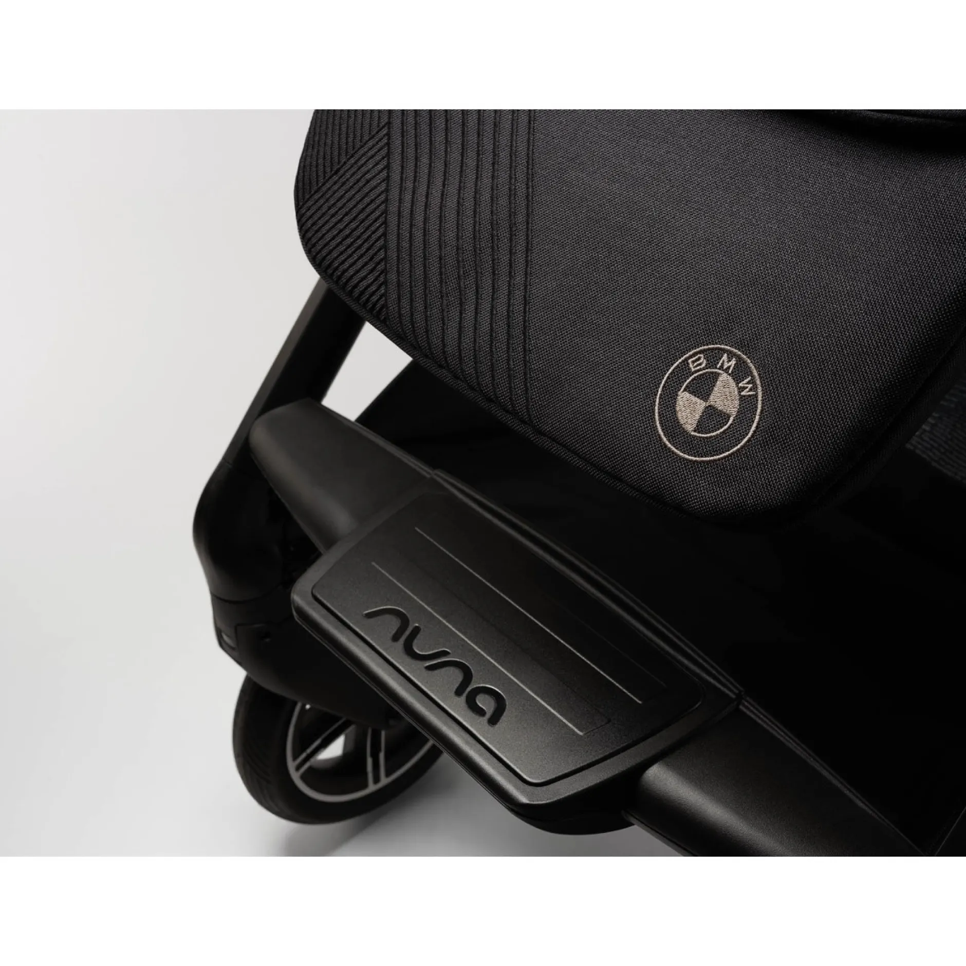Kinderwagens*Nuna x BMW Mixx Next compleet Element