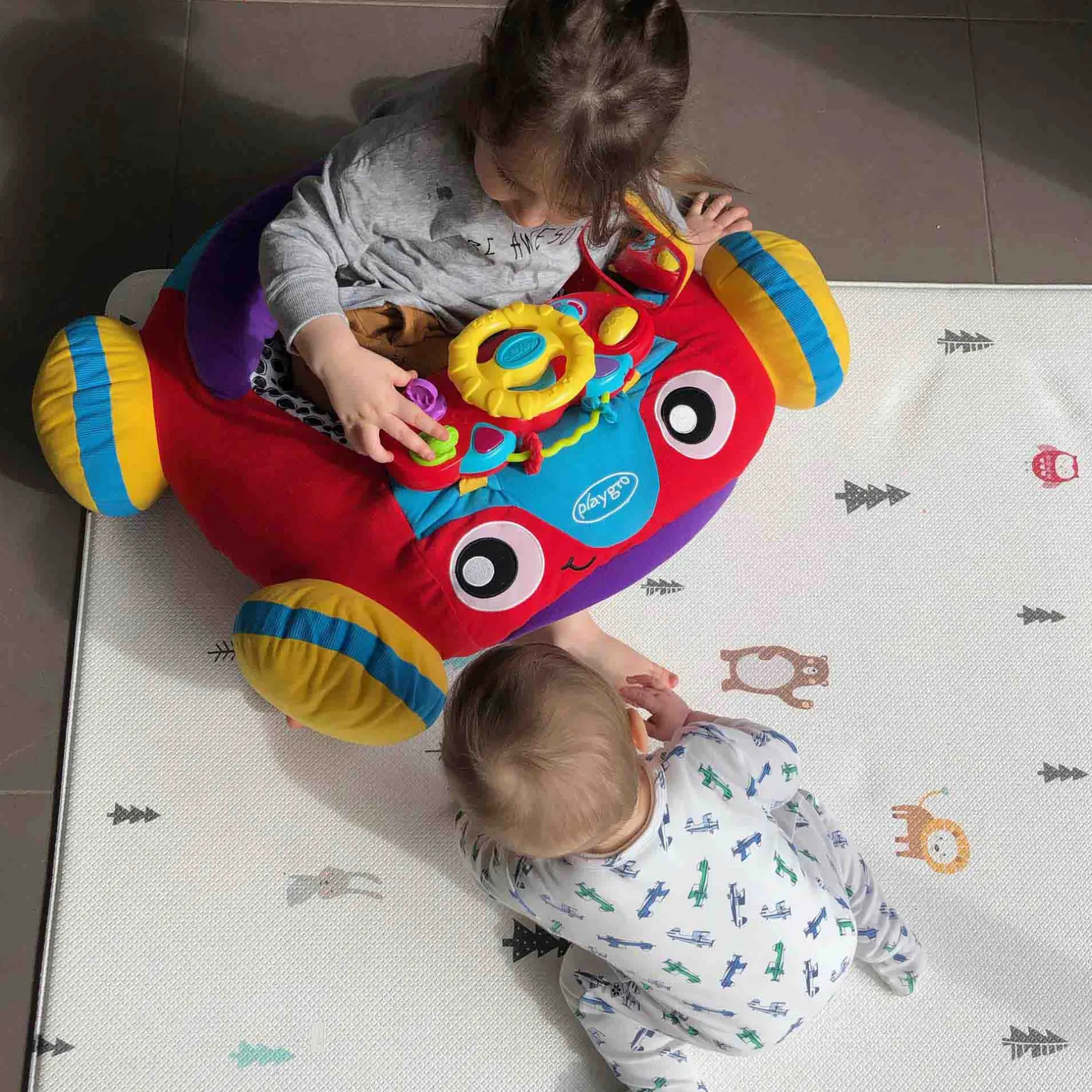 Speelkleden & Babygyms*Playgro Music & Light Comfy Car Multi
