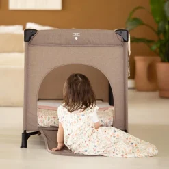 Campingbedden|Bundels En Combideals*Prénatal Prenatal campingbed Sinne taupe met matras & matrashoes
