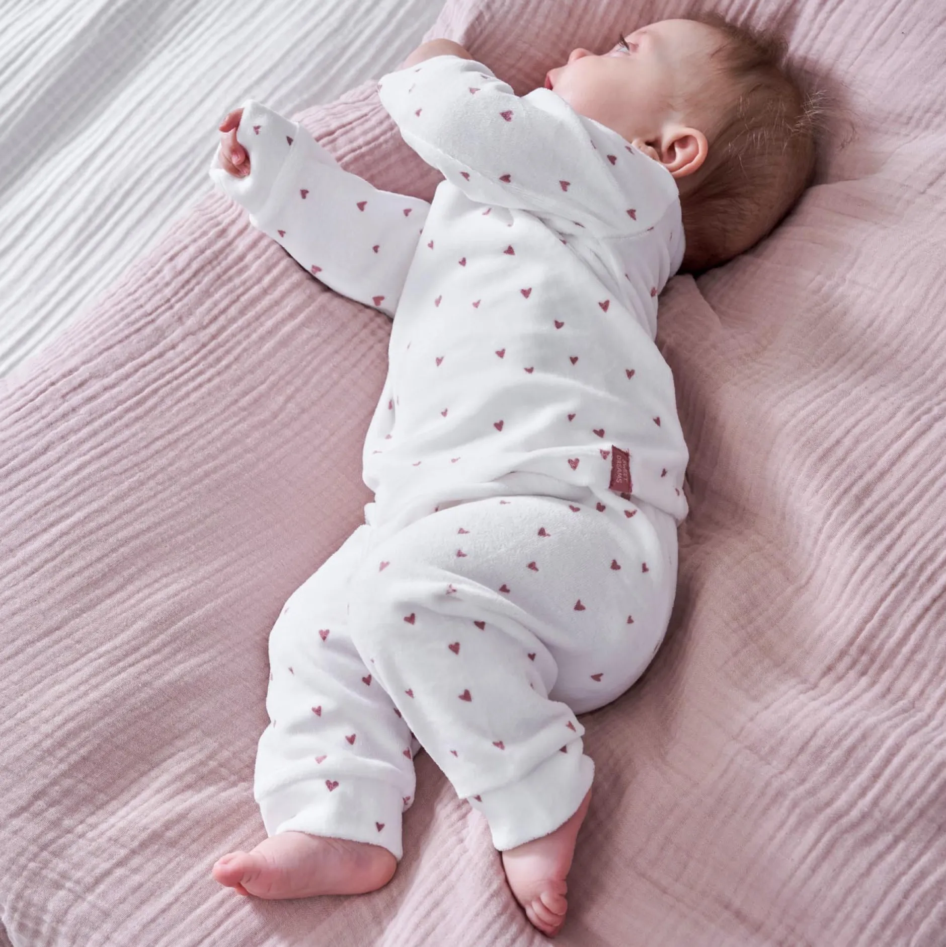 Pyjama's|Pyjama's*Prénatal baby pyjama velvet hart wit Ivory White