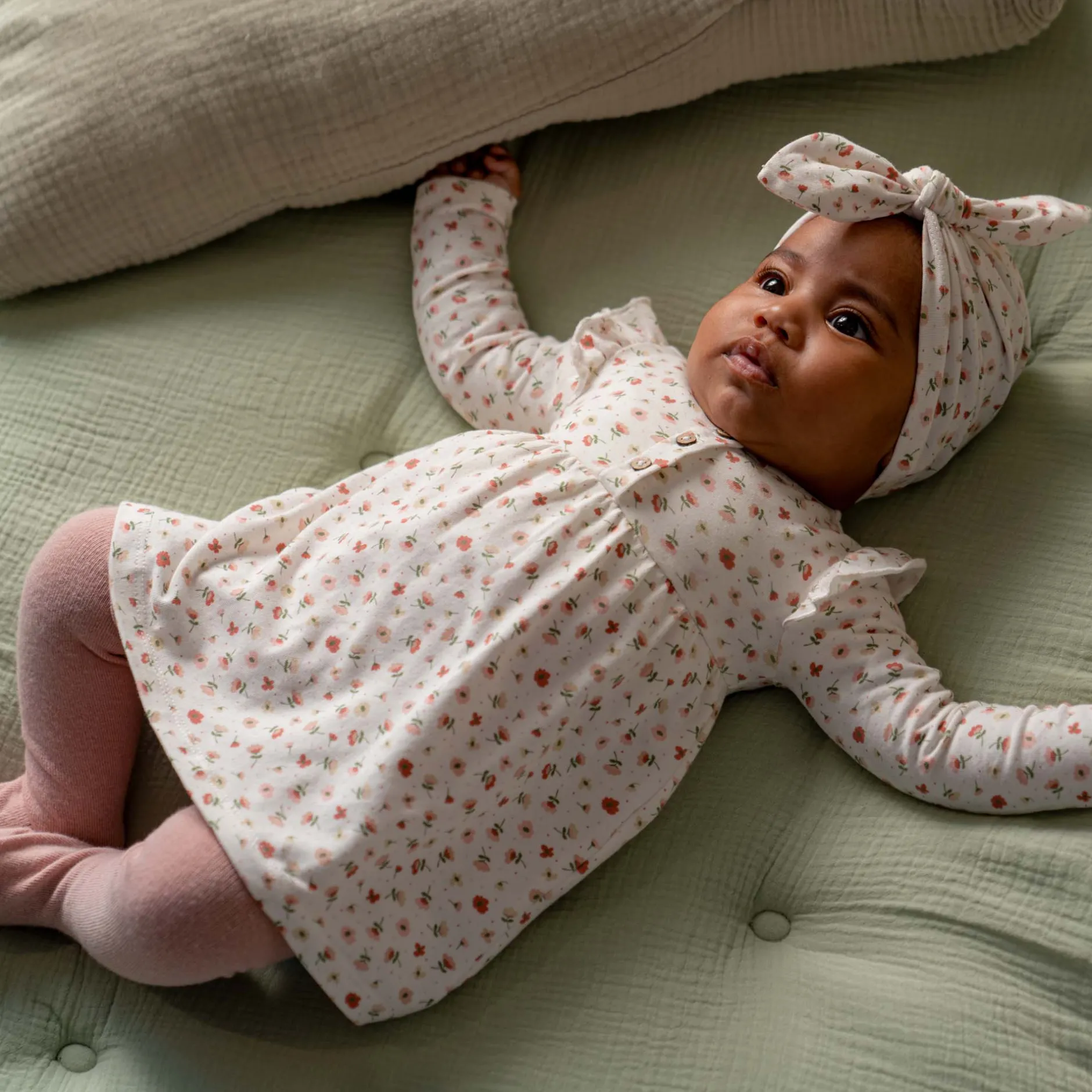 Mutsjes & Haarbandjes|Jurken*Prénatal Hello new day newborn jurk & tulband muts Powder Pink