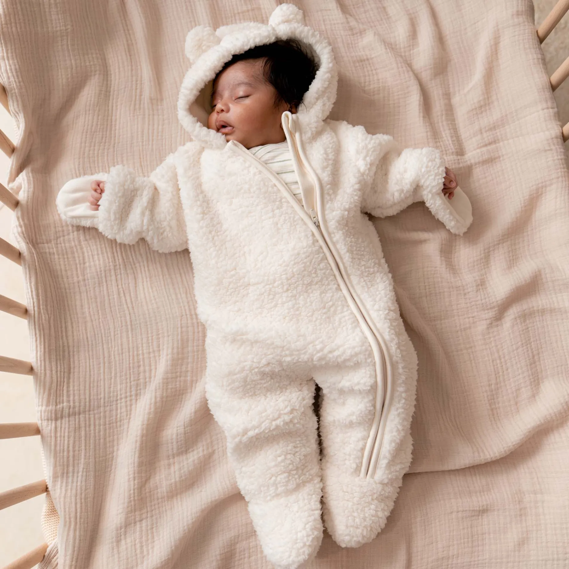 Boxpakjes|Boxpakjes & Jumpsuits*Prénatal newborn berenpak teddy lange mouwen effen wit Ivory White
