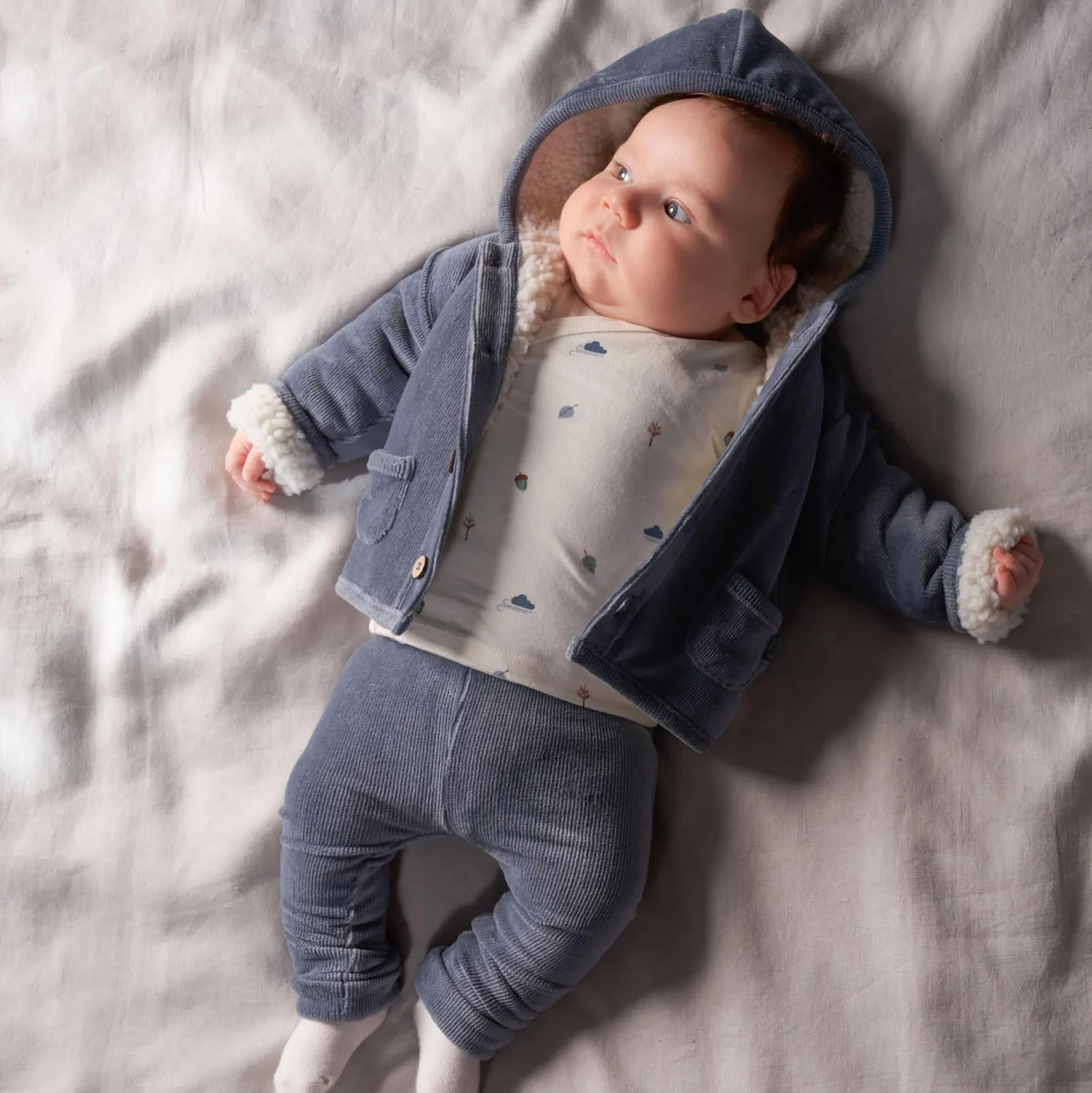 Jassen|Jassen*Prénatal newborn jas velours lange mouwen effen denim Steel Blue