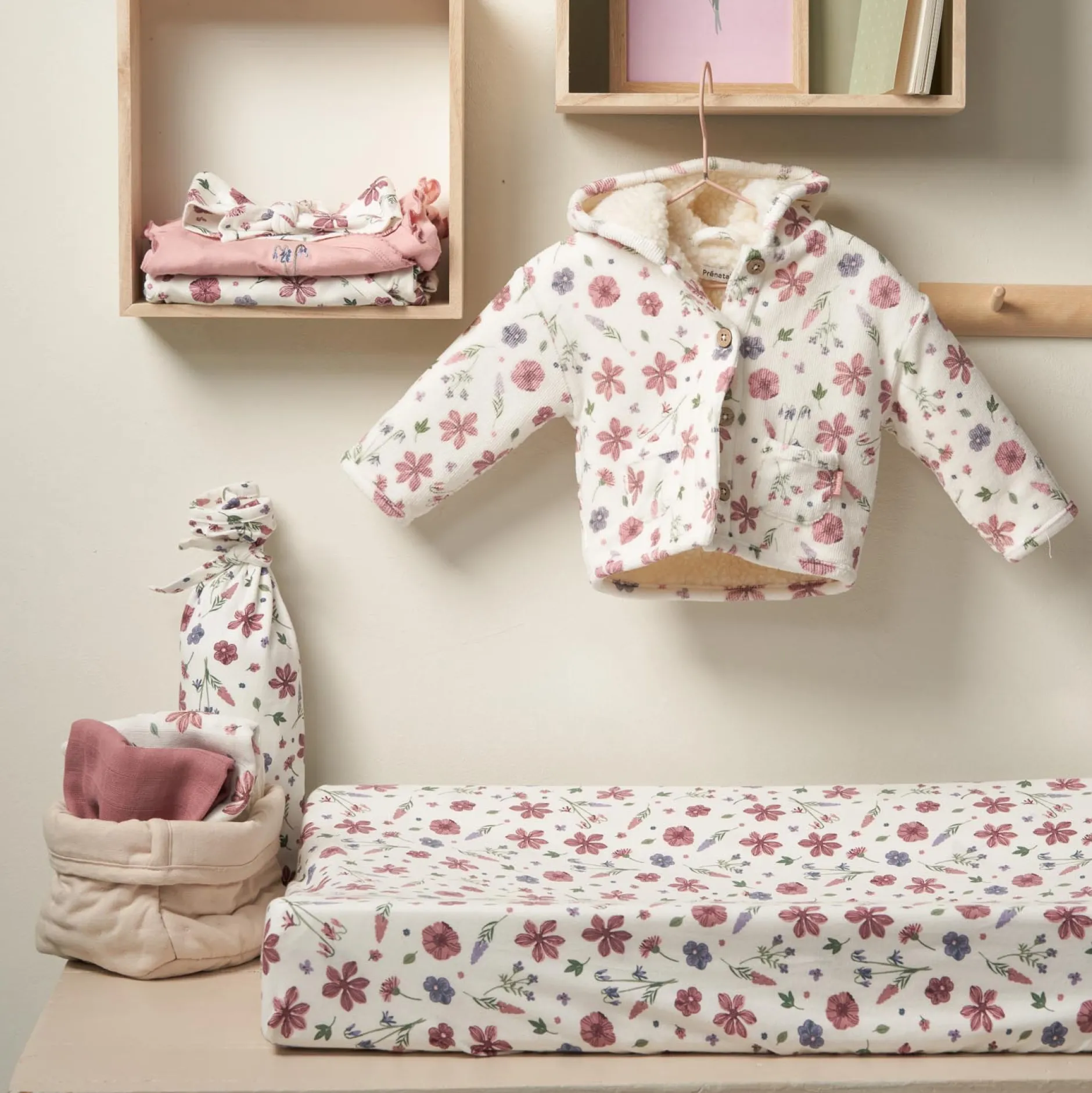 Jurken & Rokken|Jurken & Rokken*Prénatal newborn jurk lange mouwen bloemen multi Ivory White
