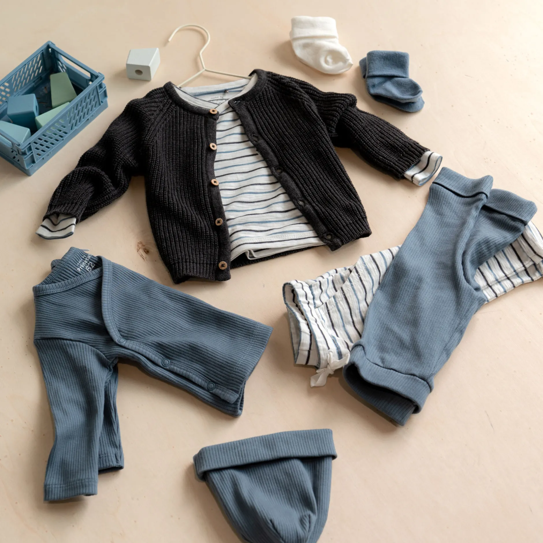 Accessoires|Accessoires*Prénatal newborn muts rib blauw Blue Grey