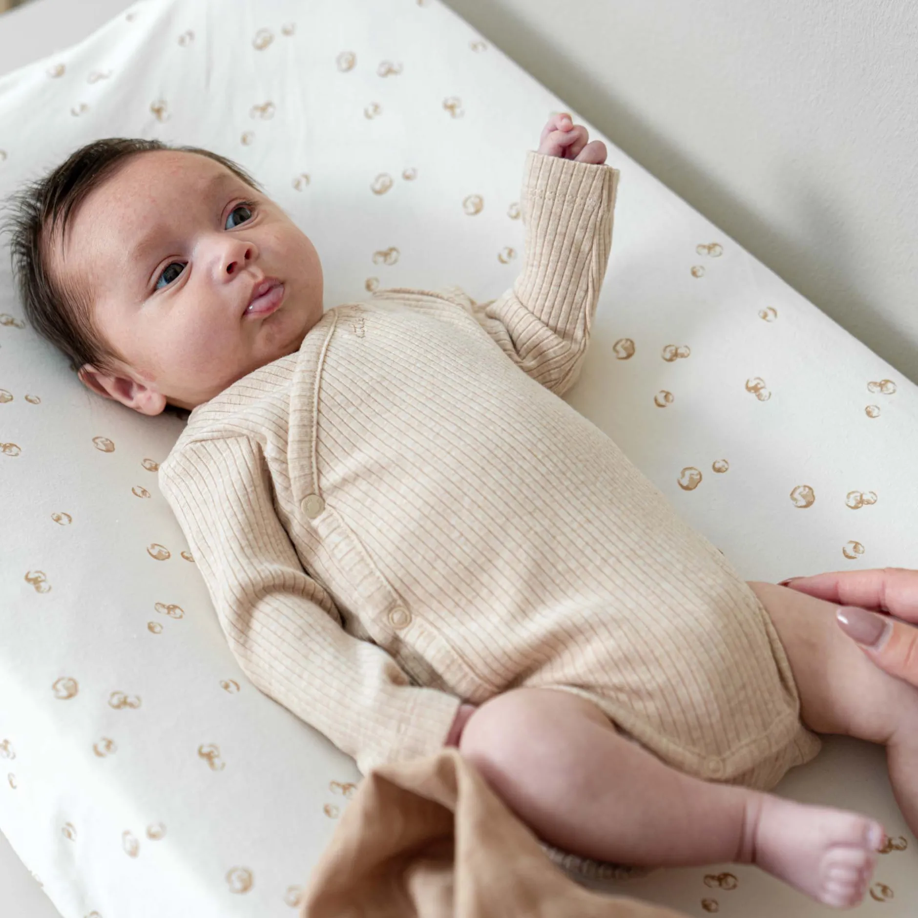 Rompers|Rompers*Prénatal newborn romper rib lange mouwen effen beige Beigebrown