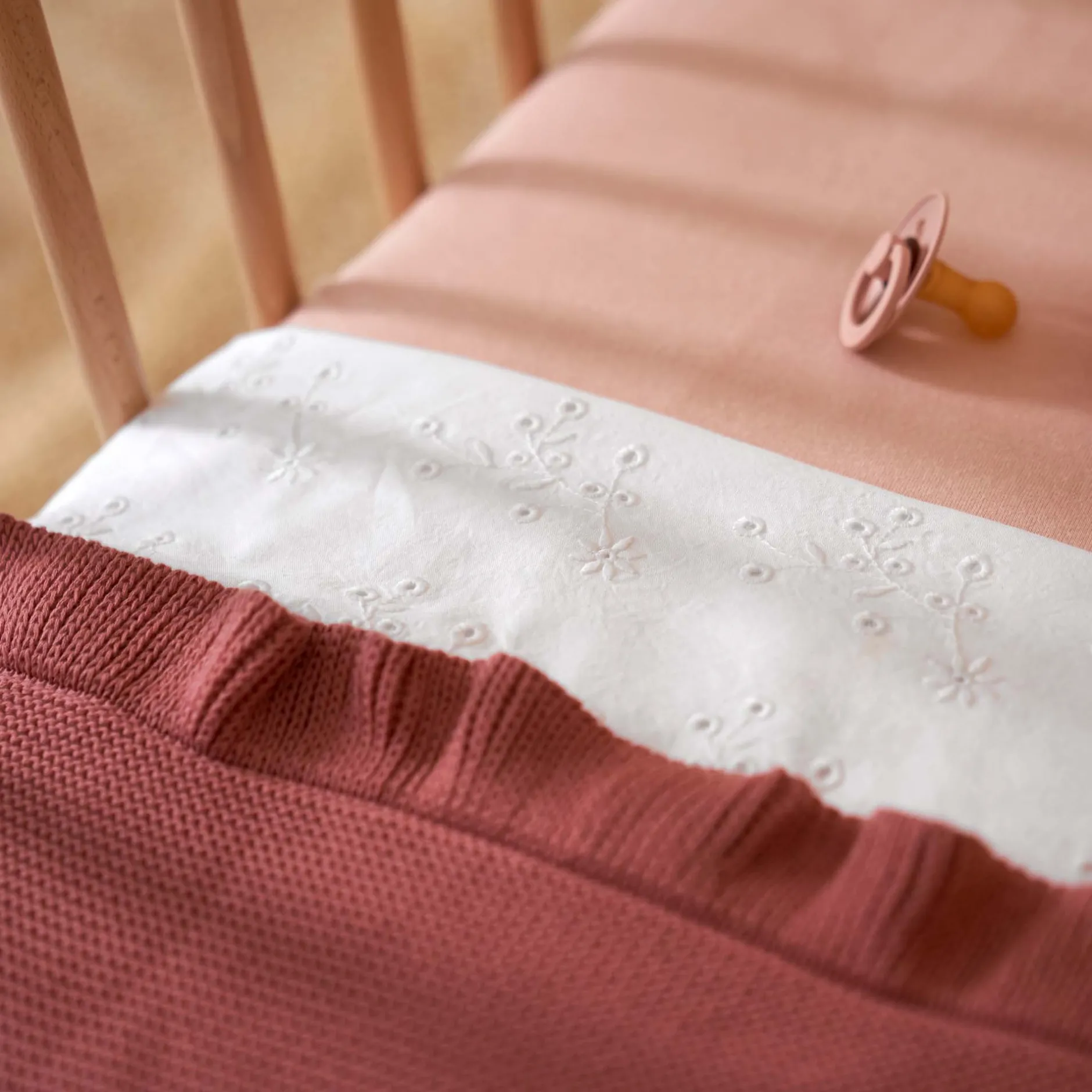 Dekens*Prénatal reisdeken Dark Pink