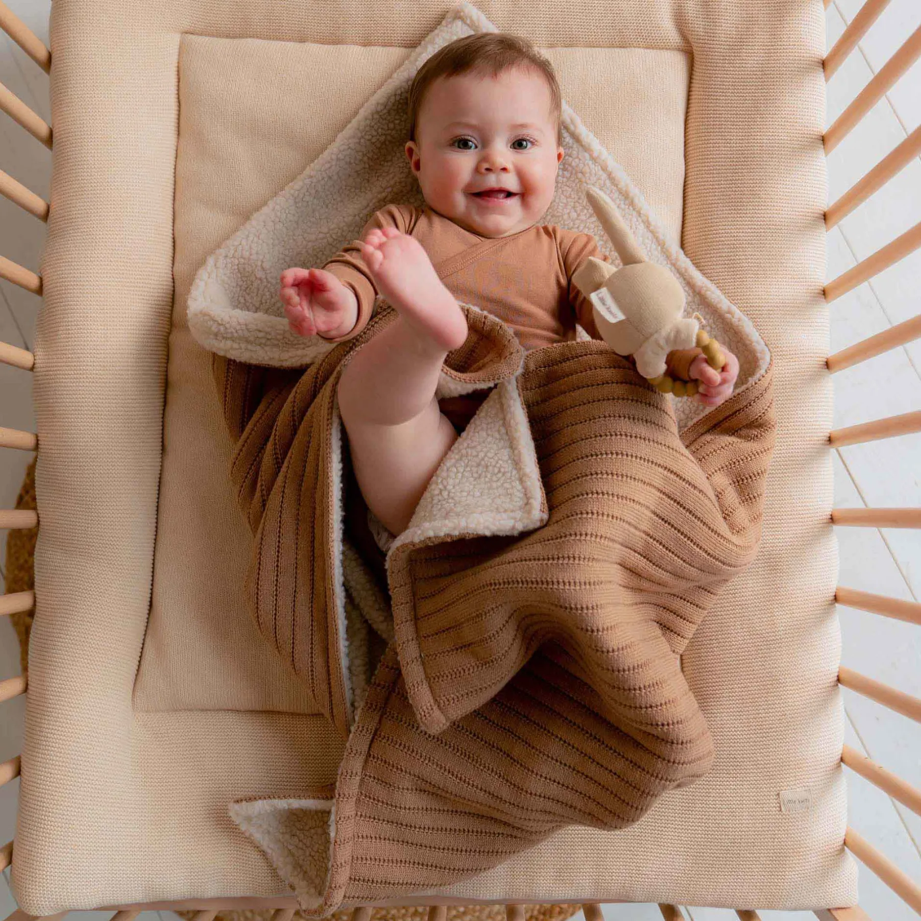 Dekens*Prénatal reisdeken Dark Sand Brown