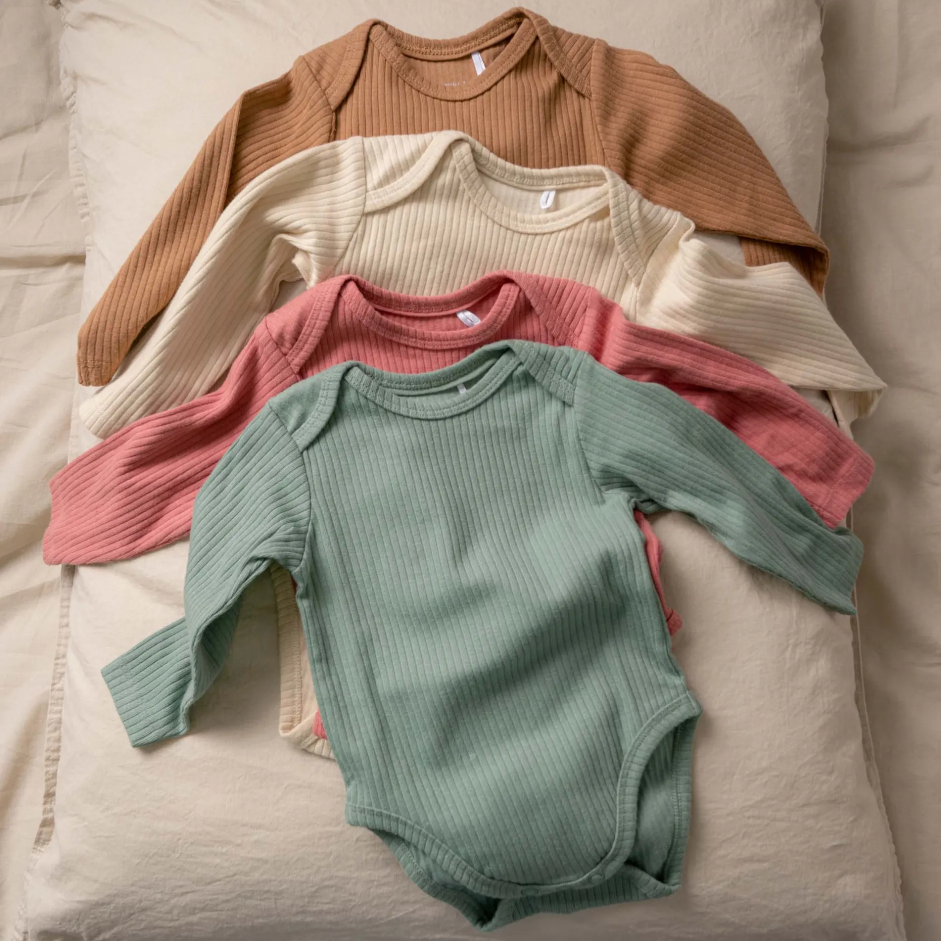 Rompers|Rompers*Prénatal romper rib lange mouwen effen bruin Dark Sand Brown