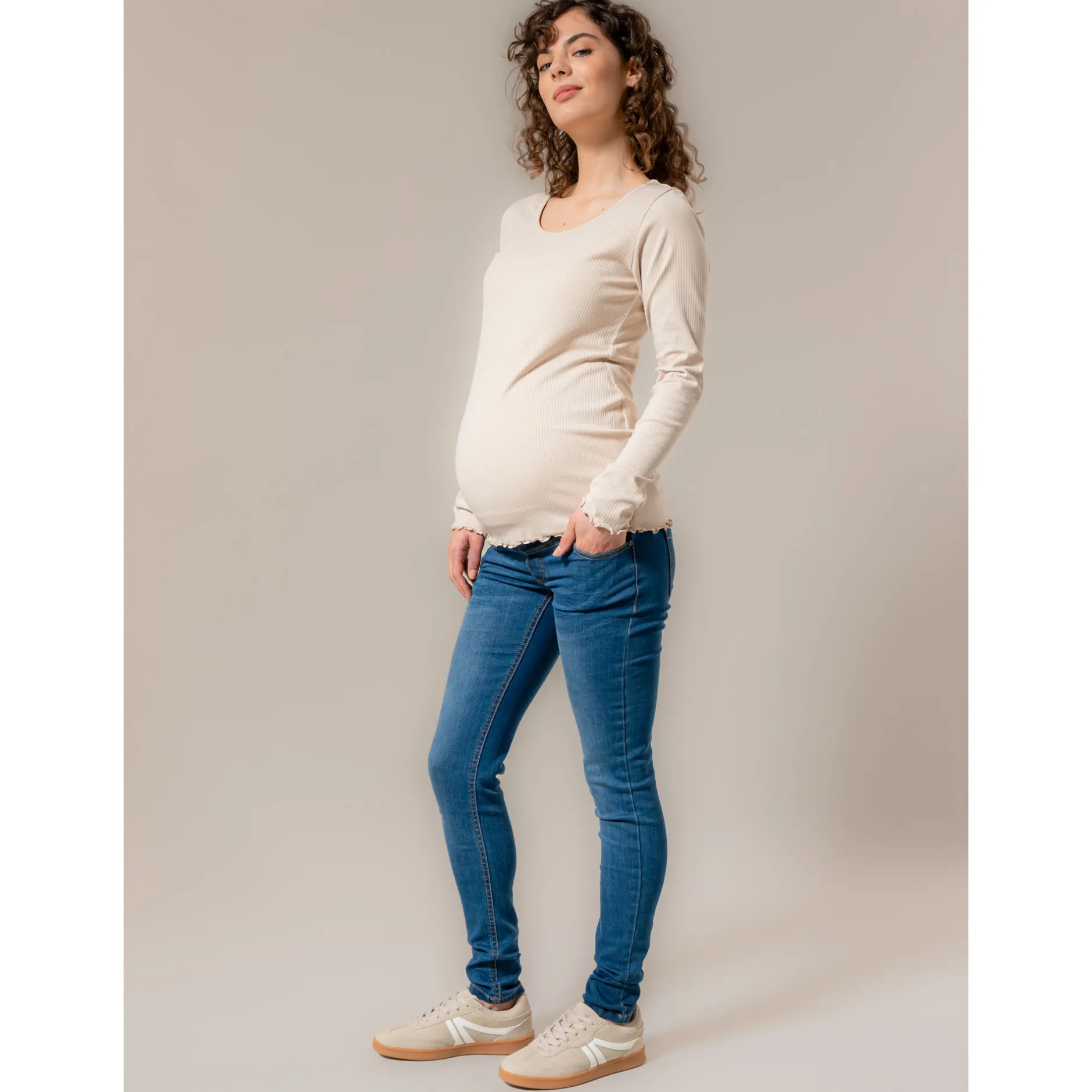 Basics|Shirts & Tops*Prénatal zwangerschapsshirt lange mouwen effen beige Almond