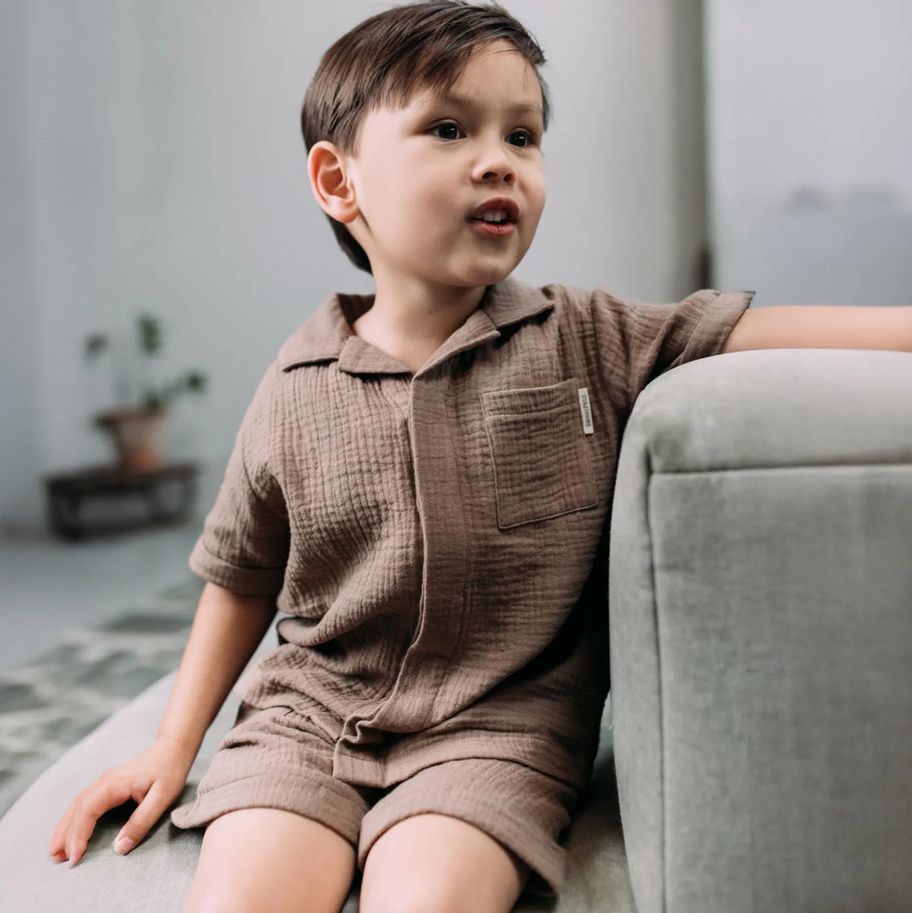 Shirts & Blouses|Shirts & Blouses*Sweet Petit peuter blouse Evan korte mouwen effen taupe Taupebrown
