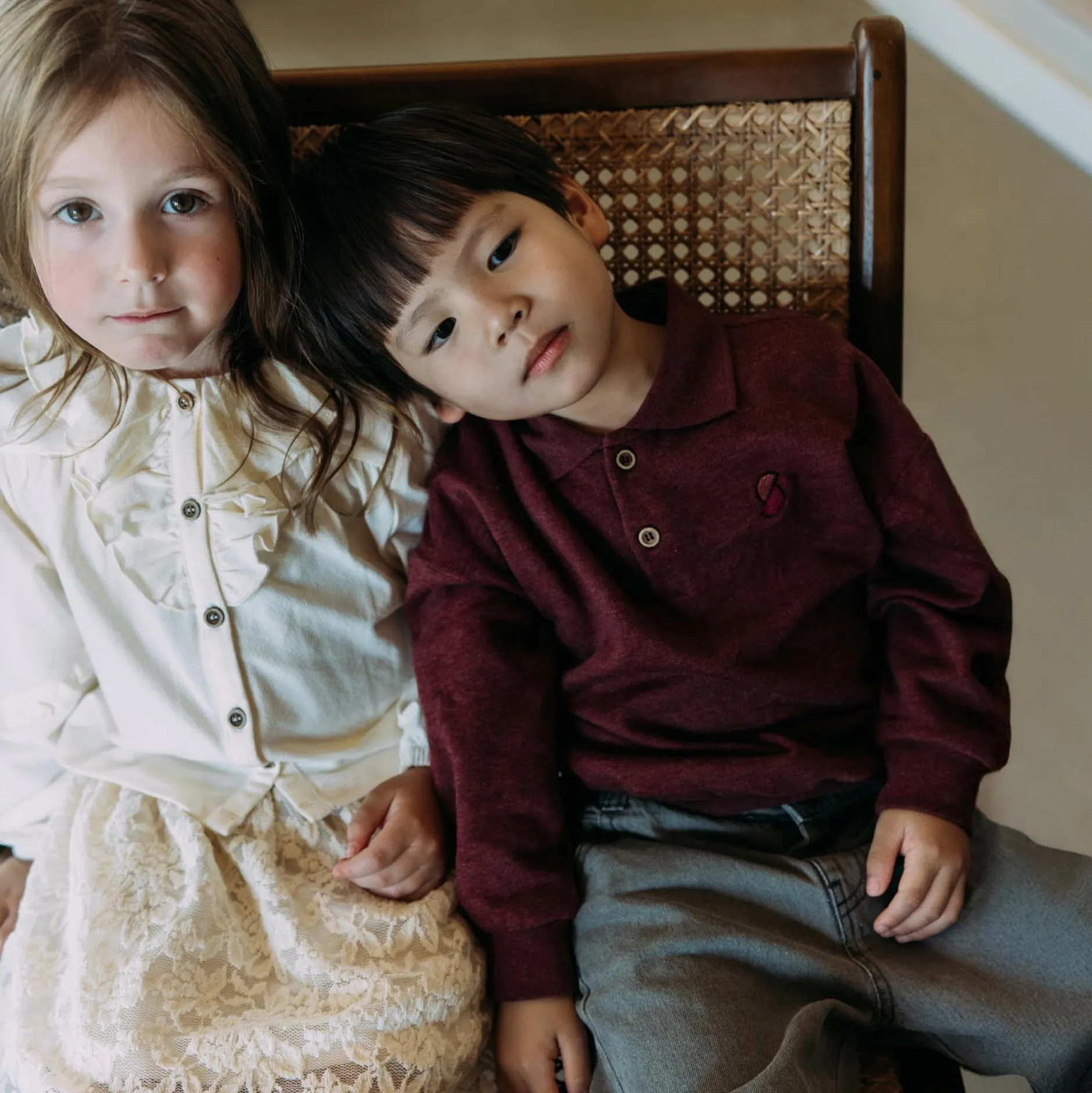 Truien & Vesten|Truien & Sweaters*Sweet Petit peuter sweater Pim lange mouwen effen rood Red Brown